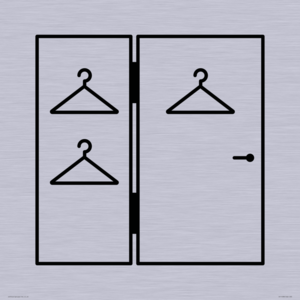 I065 Large Changing room